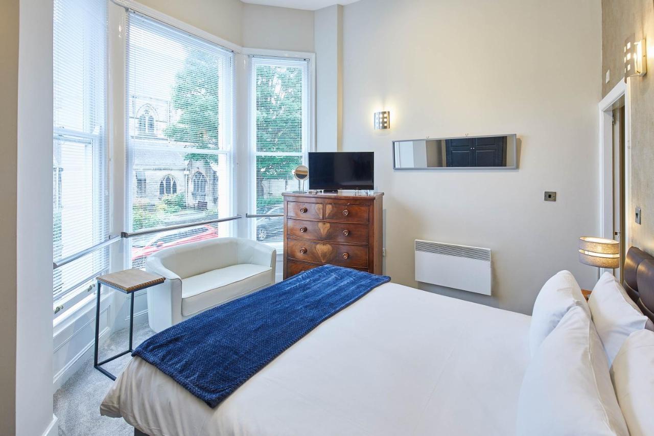 Host & Stay - Three Bays Скарбъро Екстериор снимка