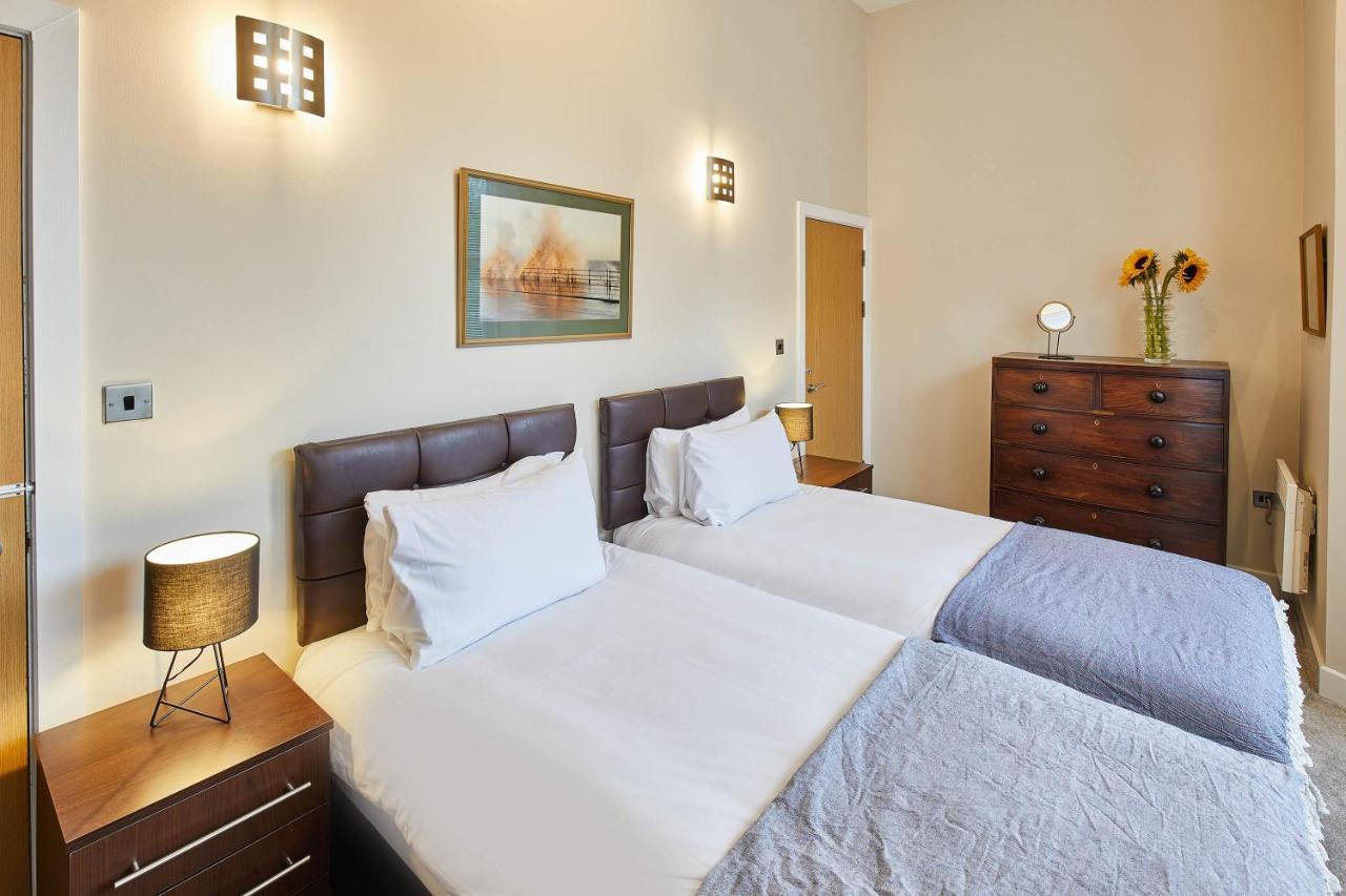 Host & Stay - Three Bays Скарбъро Екстериор снимка