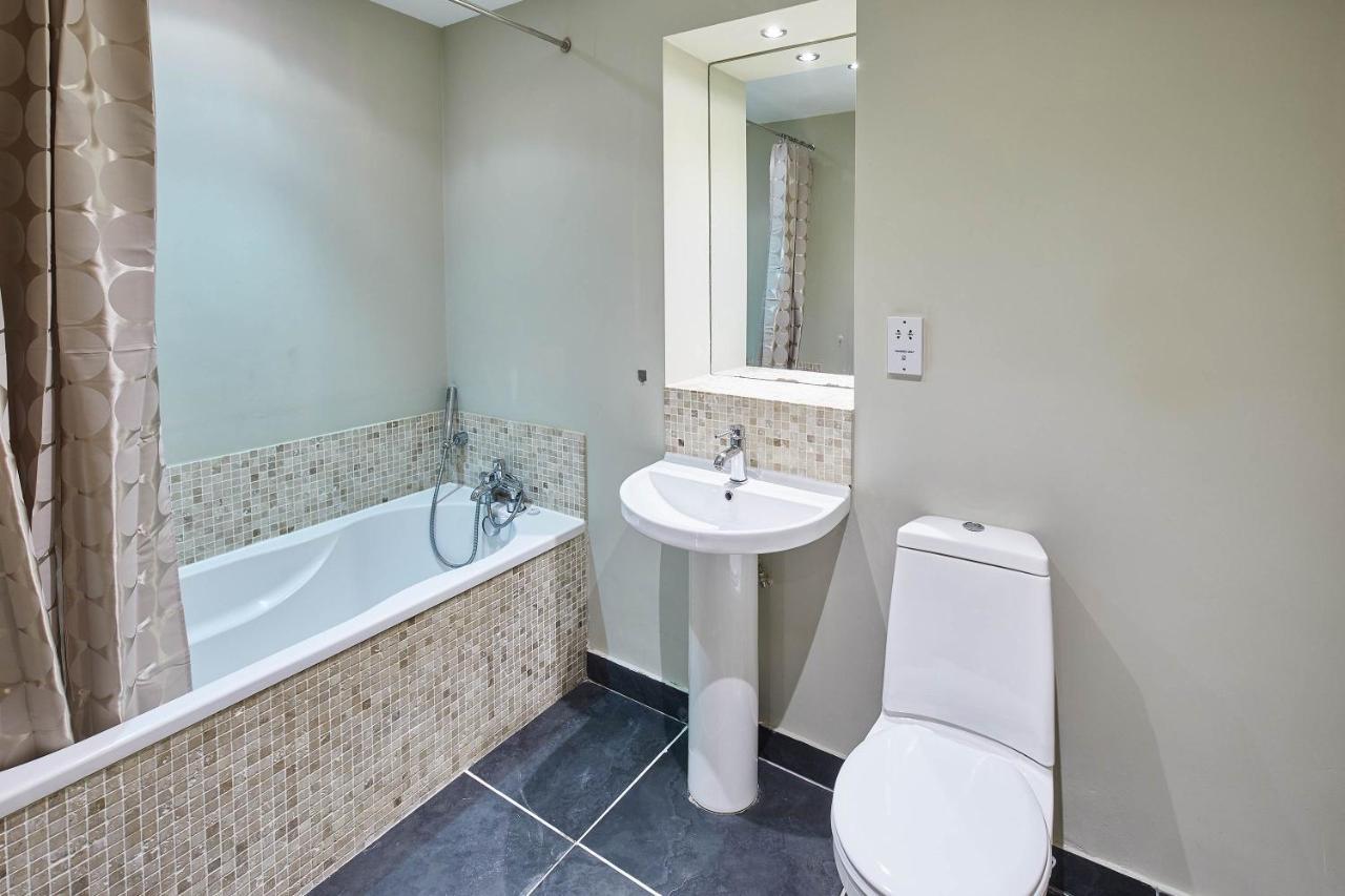 Host & Stay - Three Bays Скарбъро Екстериор снимка
